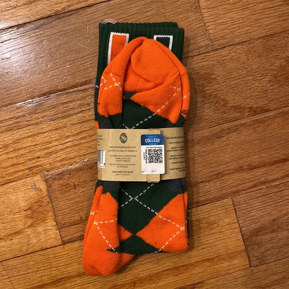 UM Socks - Picture 2 of 2